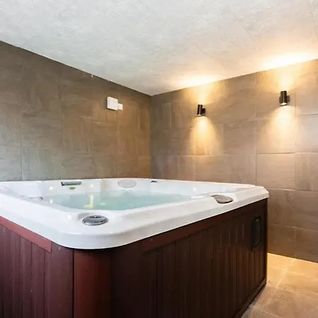 Emma - Luxusní S Privátním Wellness *